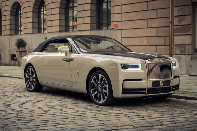 La voiture la plus chère du monde : laquelle domine le classement ? (Rolls-Royce Boat Tail 23 millions d’euros)