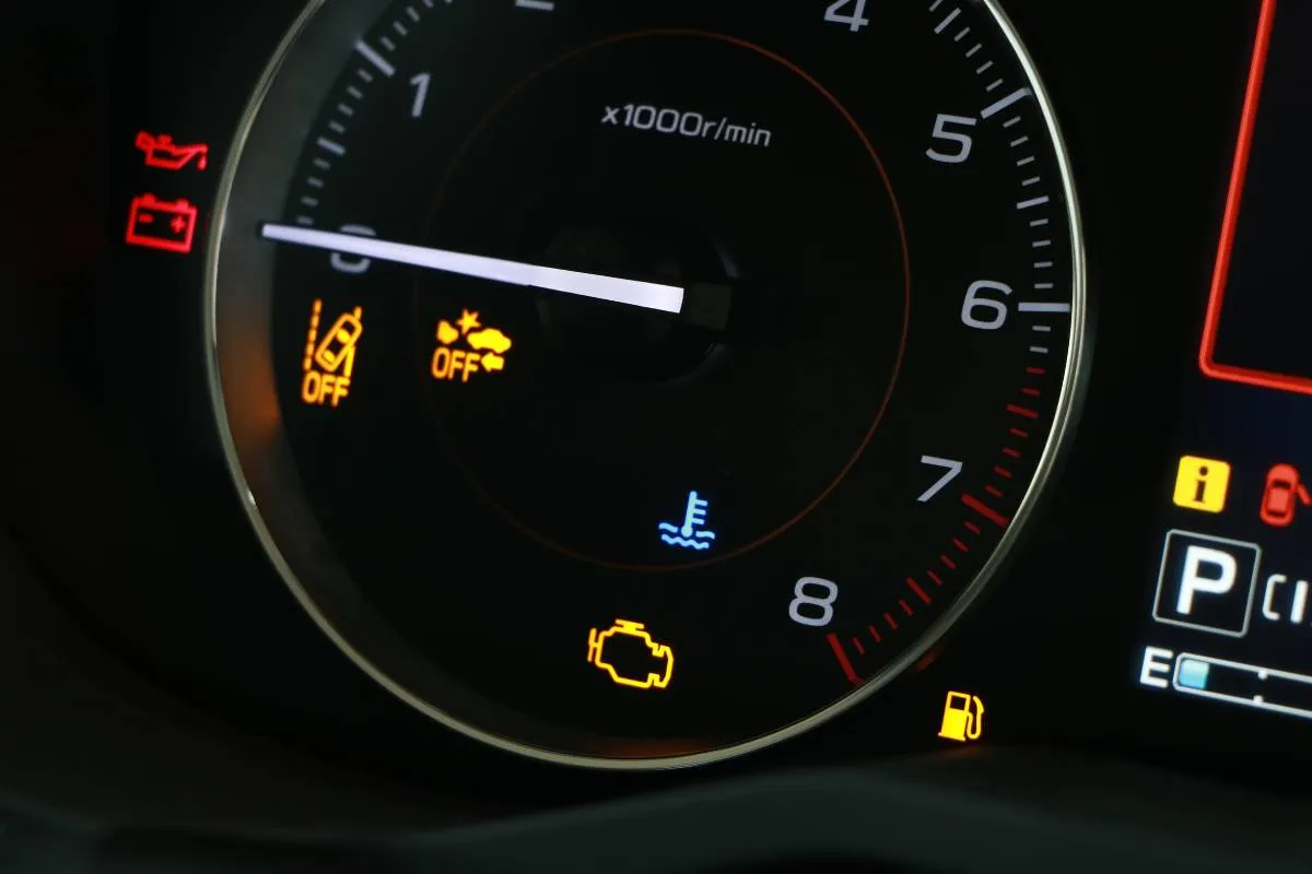 voyant-voiture-point-dexclamation-quelle-signifification