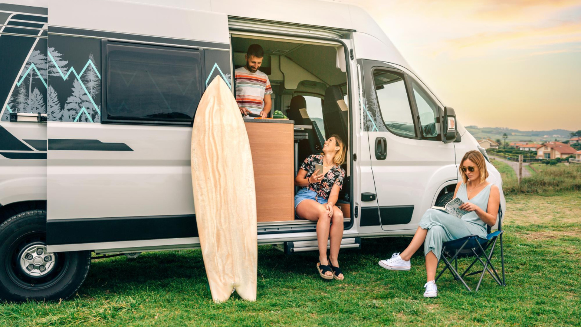 L’avenir du voyage nomade : les vans compacts entièrement configurables, une révolution attendue